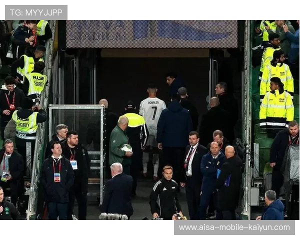 C罗停赛风波后的复出引发全球瞩目 C罗停赛风波后的复出引发全球瞩目